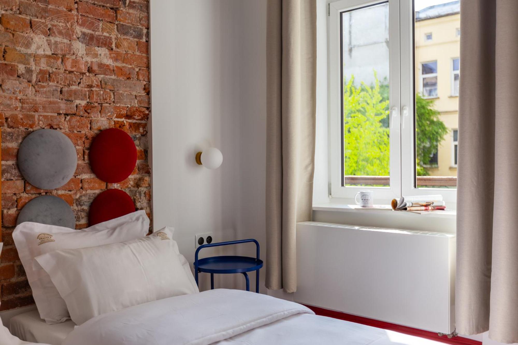 Spacious City Center Family Apartments クラクフ エクステリア 写真
